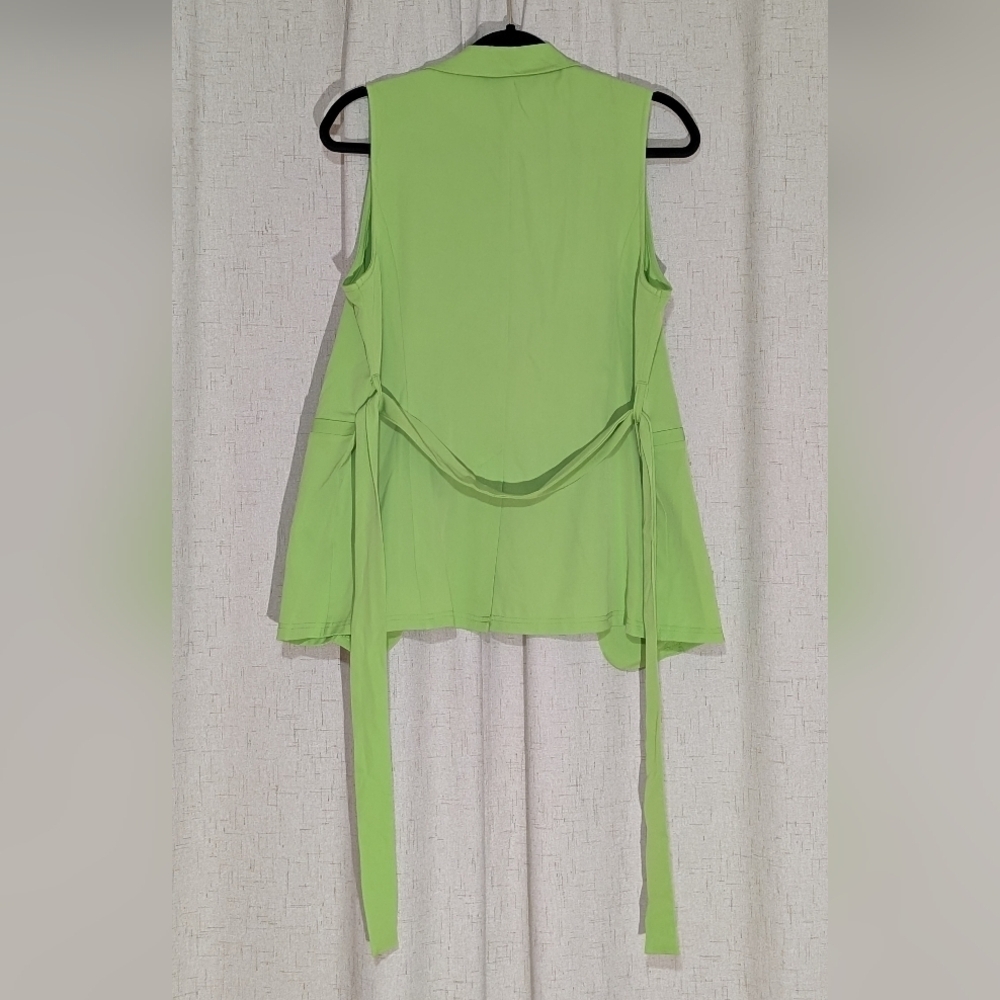 Love83 Bright Green Fashion Piece - Picture 3 of 10